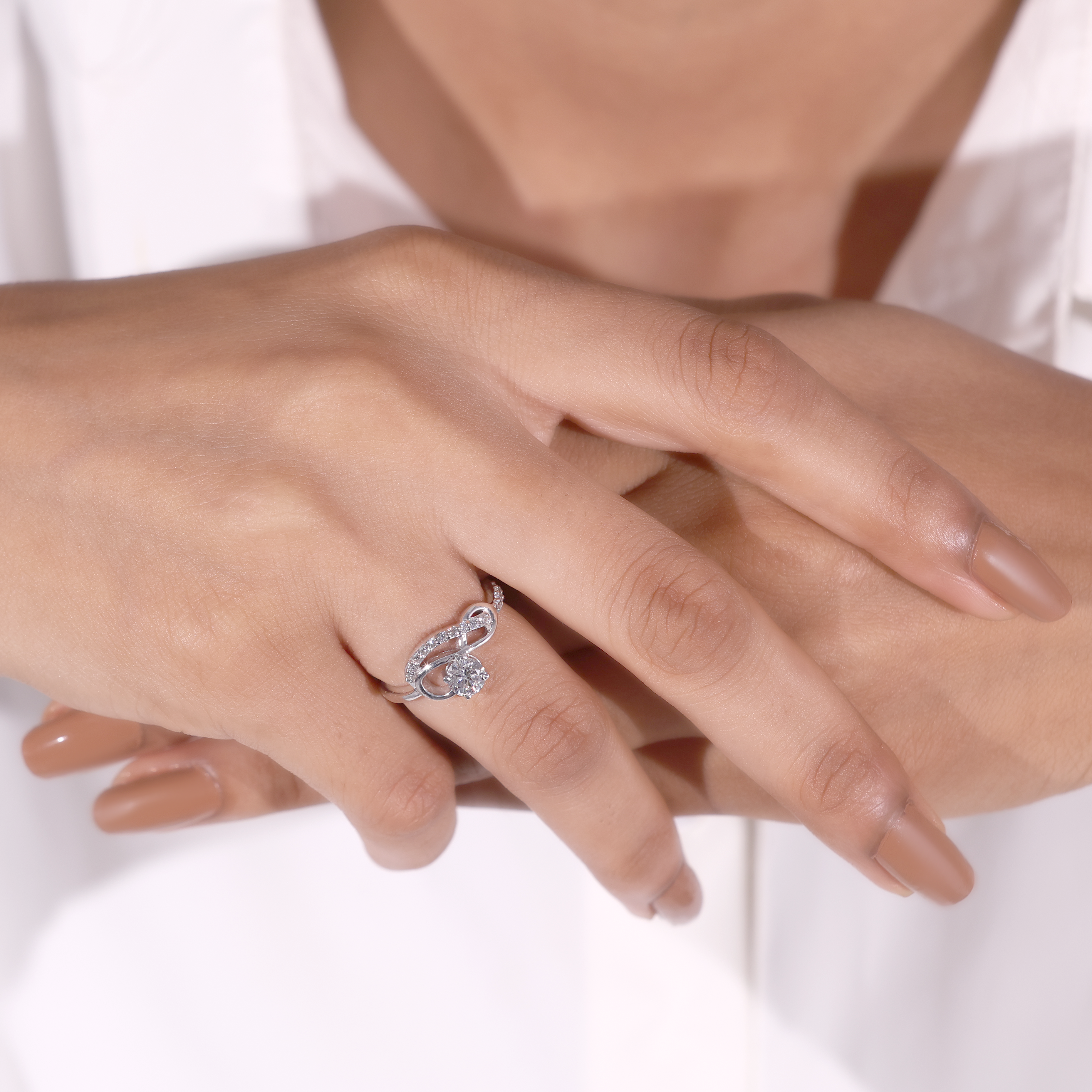 Aarinya Infinitia Wave Ring, The Endless Devotion Infinity Ring, culptural Infinity Diamond Loop Ring