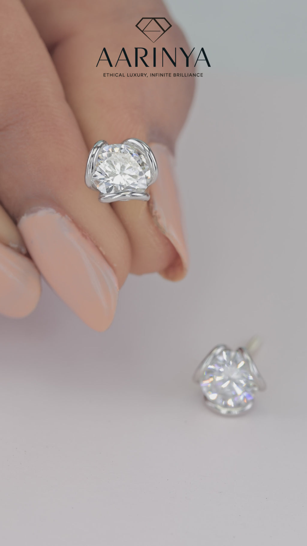 Aarinya Helix Modern Diamond Tops, The Contemporary Swirl Tops Earrings